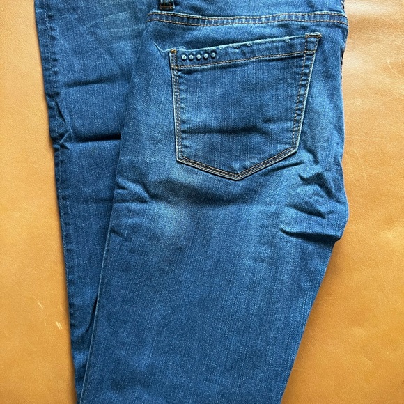 Blank NYC distressed - Picture 4 of 5